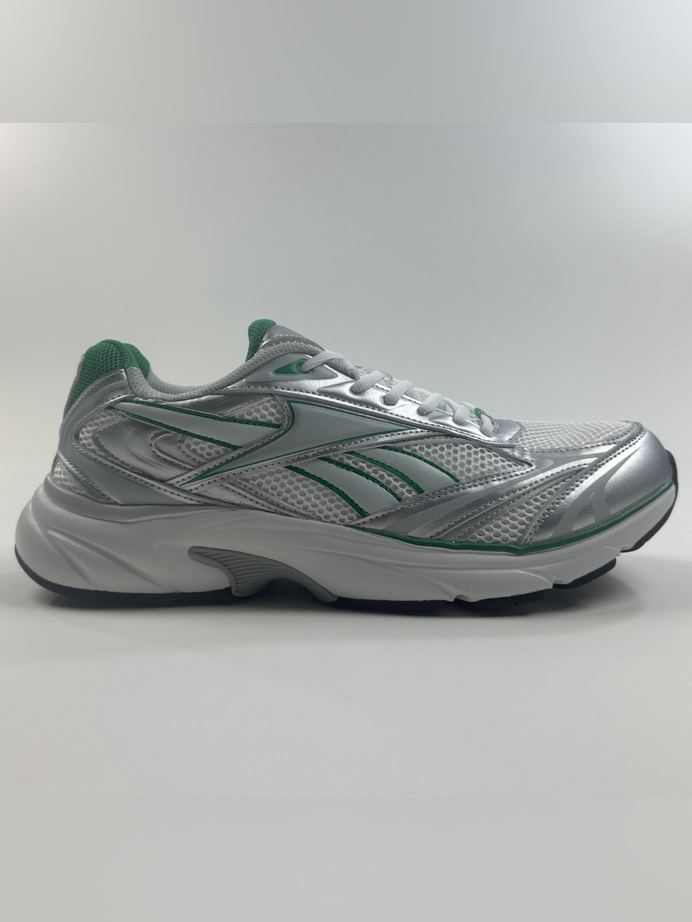 Reebok Belwave Mens 13 Green Silver Shoes Sneakers Running Athletic 30278MSWG